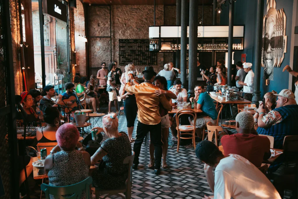 Live performance at The Grid’s Culture Hub in Rio
